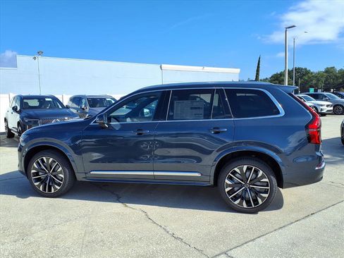 New 2026 Volvo XC90 B6 Plus w/ Protection Package Premier image 4