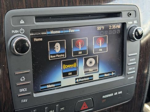 Used 2017 Chevrolet Traverse LT AWD/4WD image 16