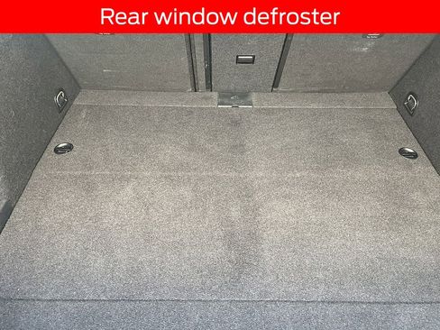 Used 2018 Volkswagen Golf S image 11