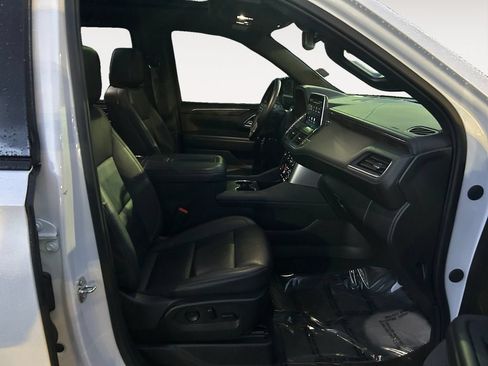 Used 2023 Chevrolet Tahoe Z71 AWD/4WD image 10