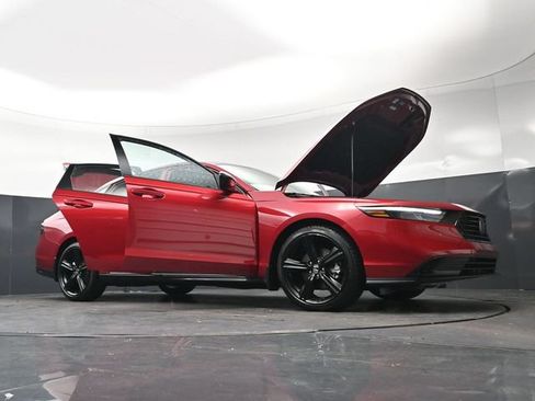 Used 2026 Honda Accord Sport image 39