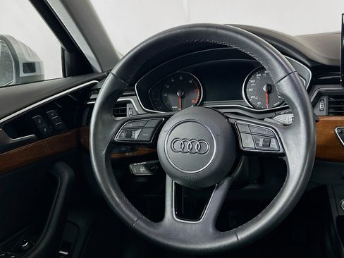 Used 2023 Audi A4 2.0T Premium w/ Convenience Package image 18