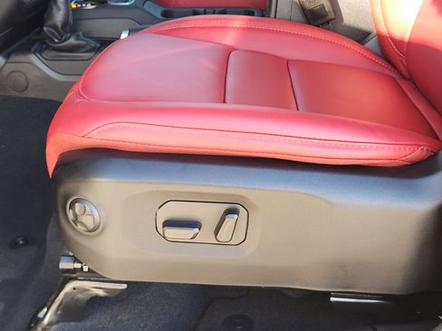 Used 2024 Jeep Wrangler Rubicon 392 image 30