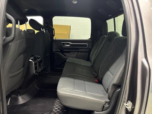Used 2023 RAM 1500 Big Horn AWD/4WD image 30