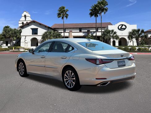 Used 2022 Lexus ES 350 w/ Accessory Package 2 FWD image 4