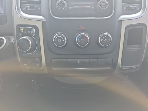 Used 2019 RAM 1500 Classic SLT image 23