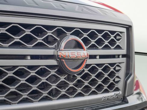 Used 2024 Nissan Titan PRO-4X w/ Pro-4x Utility Package image 3