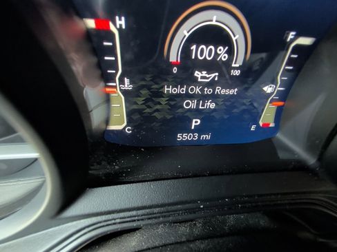 Used 2025 Jeep Wrangler Sport image 14