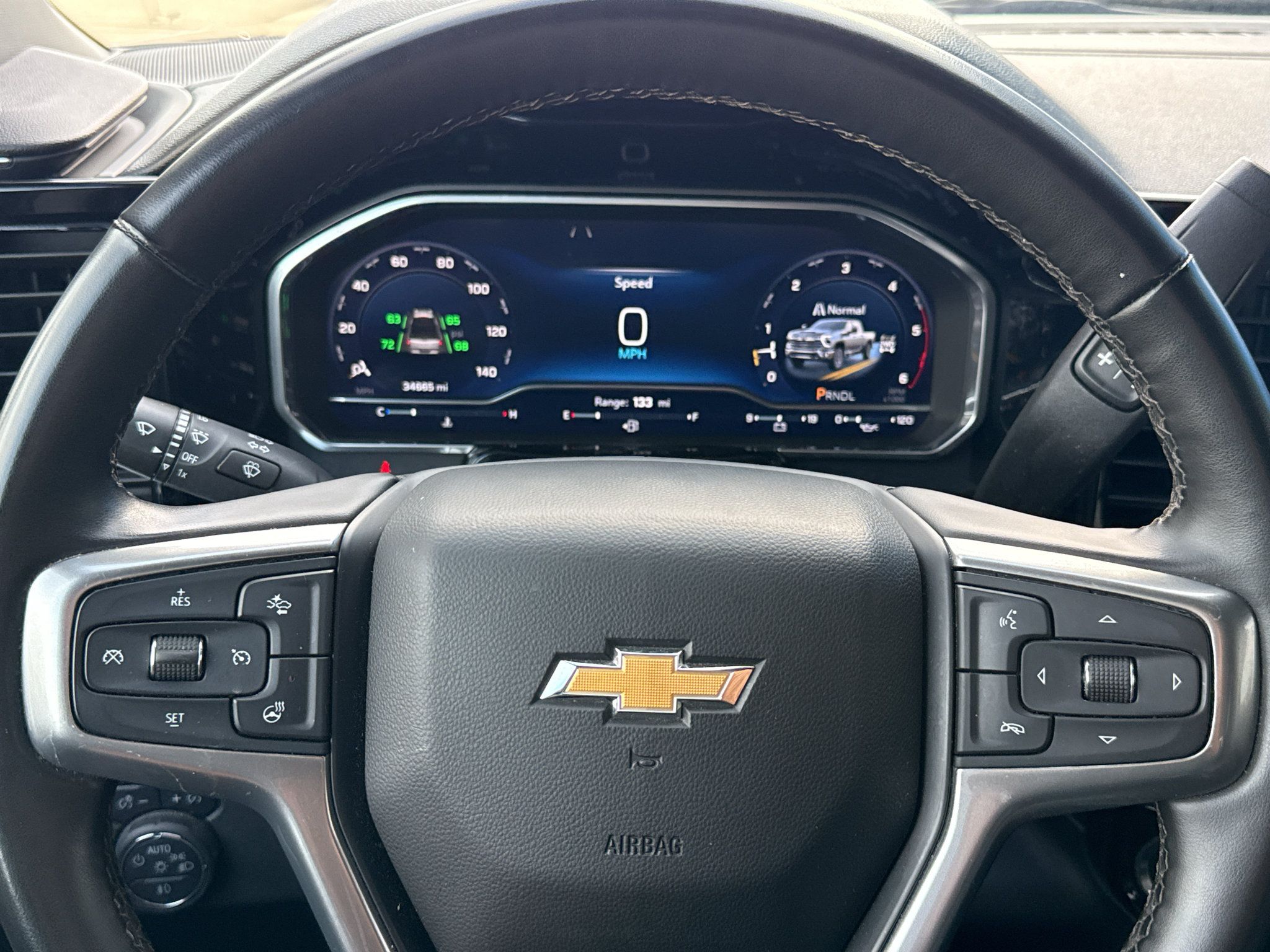 Used 2025 Chevrolet Silverado 2500 LT w/ Convenience Package AWD/4WD image 17
