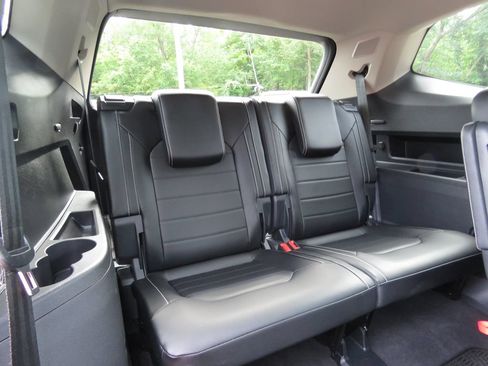 Used 2022 Volkswagen Atlas SEL Premium AWD/4WD image 17