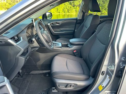 Certified 2024 Toyota RAV4 XLE AWD/4WD image 15