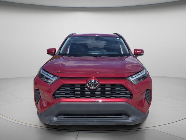 Used 2023 Toyota RAV4 XLE w/ Convenience Package FWD image 5