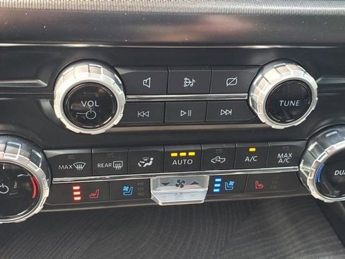 Used 2023 Ford F150 Platinum w/ Equipment Group 701A High image 26