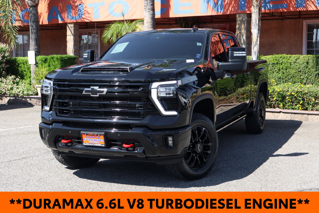 Used 2025 Chevrolet Silverado 2500 LTZ w/ Trail Boss Package AWD/4WD image 3
