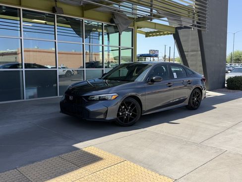 Used 2025 Honda Civic Sport image 1