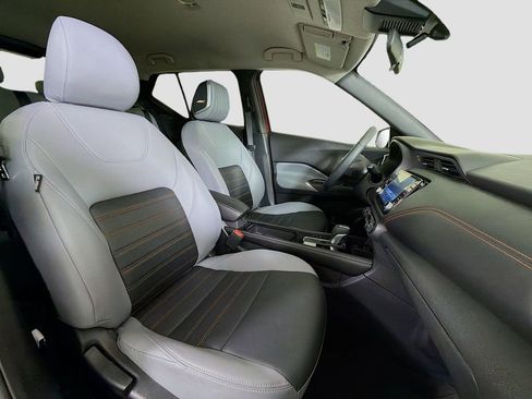 Used 2023 Nissan Kicks SR w/ SR Premium Package image 29