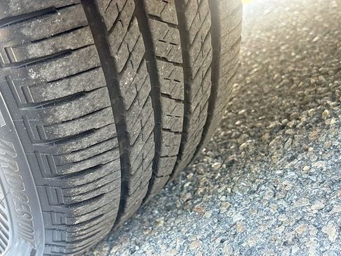 Used 2025 Lexus NX 250 FWD w/ Towing Package (2000 Lbs) image 43