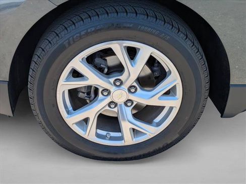 Used 2018 Chevrolet Equinox Premier AWD/4WD image 23