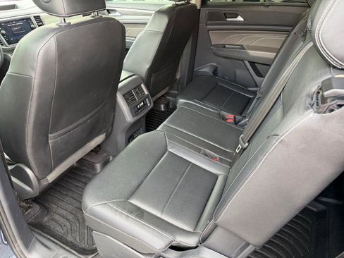 Used 2021 Volkswagen Atlas SE image 4