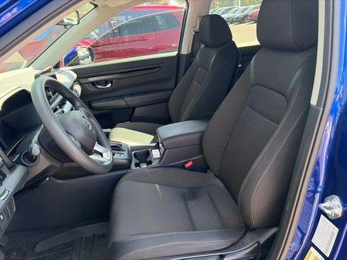 Used 2025 Honda CR-V LX image 12