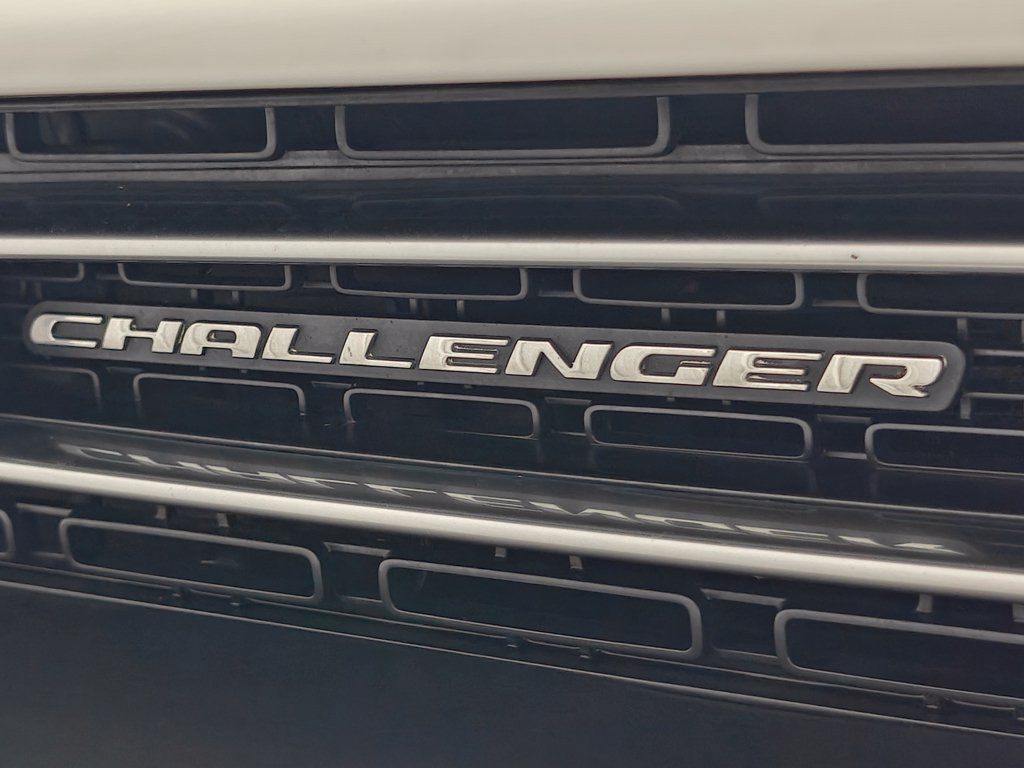 Used 2018 Dodge Challenger R/T Scat Pack RWD image 49
