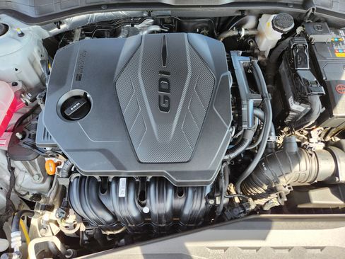 Certified 2023 Hyundai Sonata SEL w/ Preferred Accessory Package FWD image 9
