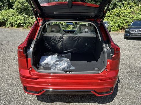 New 2025 Volvo XC60 T8 Plus w/ Climate Package image 17