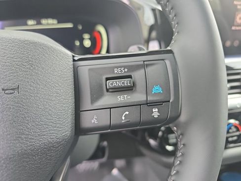 New 2026 Nissan Pathfinder SL image 30