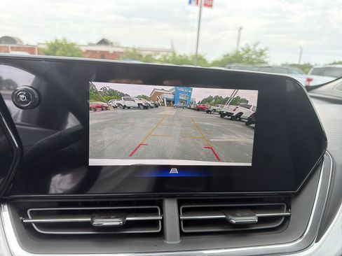 New 2026 Chevrolet Trax LT w/ LT Convenience Package FWD image 29