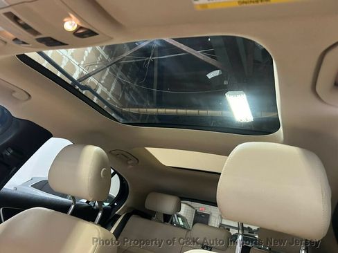 Used 2019 Mercedes-Benz GLA 250 4MATIC image 57