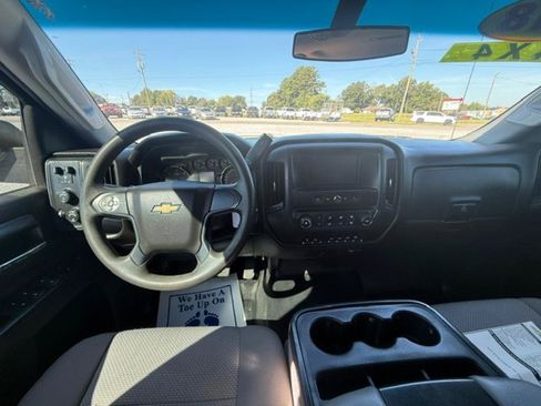 Used 2018 Chevrolet Silverado 2500 W/T w/ WT Fleet Convenience Package AWD/4WD image 10