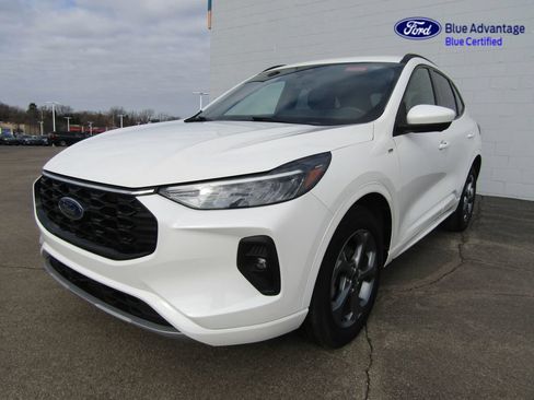 Certified 2023 Ford Escape ST-Line Select w/ Tech Pack #2 AWD/4WD image 44