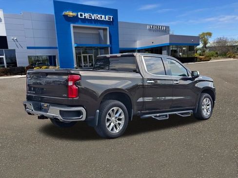 Used 2019 Chevrolet Silverado 1500 LTZ w/ LTZ Plus Package AWD/4WD image 27
