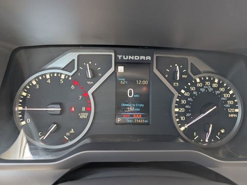 Used 2022 Toyota Tundra SR5 w/ SR5 Convenience Package AWD/4WD image 26