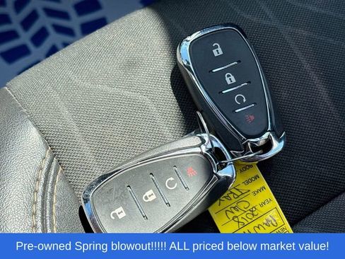 Used 2018 Chevrolet Trax LT w/ LT Convenience Package AWD/4WD image 29