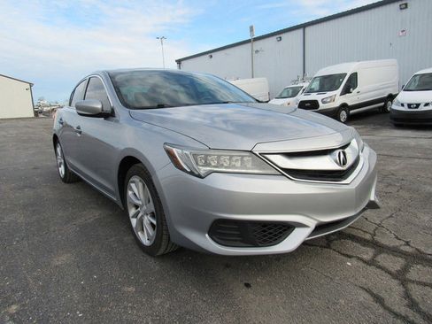Used 2017 Acura ILX image 3