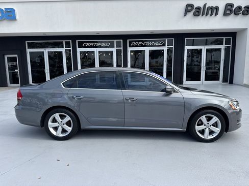 Used 2014 Volkswagen Passat 1.8T SE FWD image 5