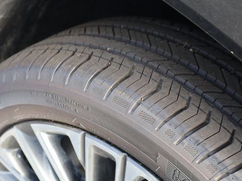 New 2026 GMC Terrain Denali w/ LPO, Floor Liner Package image 14