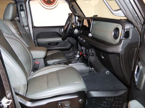 Used 2026 Jeep Gladiator Mojave AWD/4WD image 76