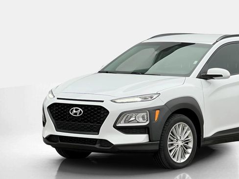 Used 2021 Hyundai Kona SEL image 11