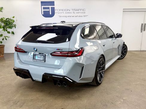 Used 2026 BMW M5 Touring image 29