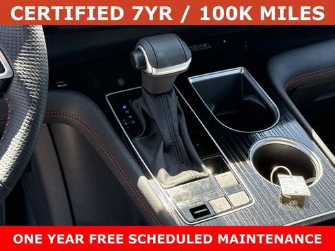 Used 2025 Toyota Sienna XSE FWD image 23