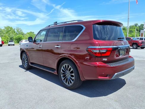 Certified 2024 Nissan Armada Platinum w/ Captain's Chairs Package AWD/4WD image 3