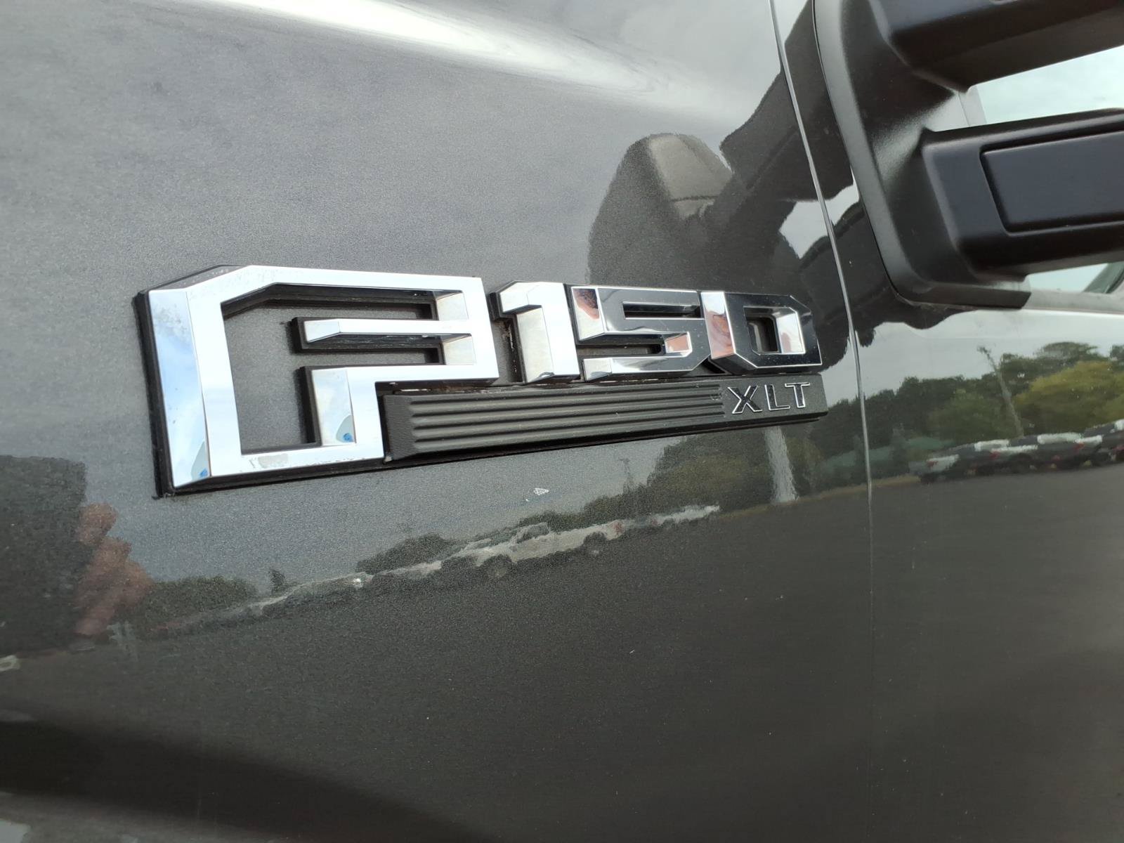 Used 2020 Ford F150 XLT w/ Equipment Group 302A Luxury AWD/4WD image 10