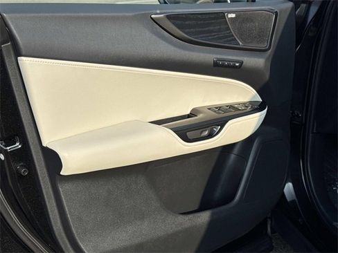 Certified 2025 Lexus NX 350 AWD w/ Luxury Package image 17