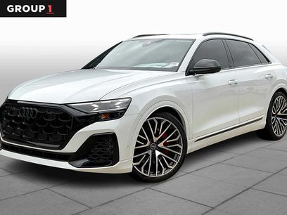 New 2025 Audi SQ8 Prestige