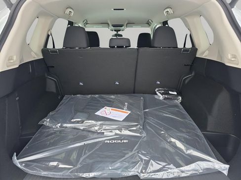 New 2026 Nissan Rogue SV w/ Cold Weather Package AWD/4WD image 8