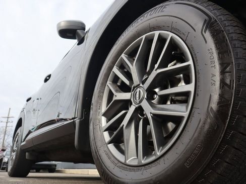 Certified 2024 Nissan Rogue S image 10