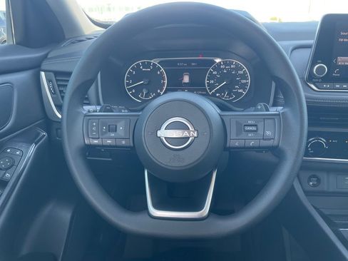 Certified 2024 Nissan Rogue S AWD/4WD image 11