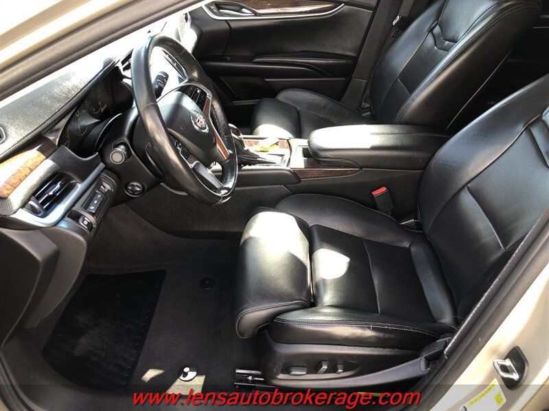 Used 2013 Cadillac XTS Premium FWD image 9